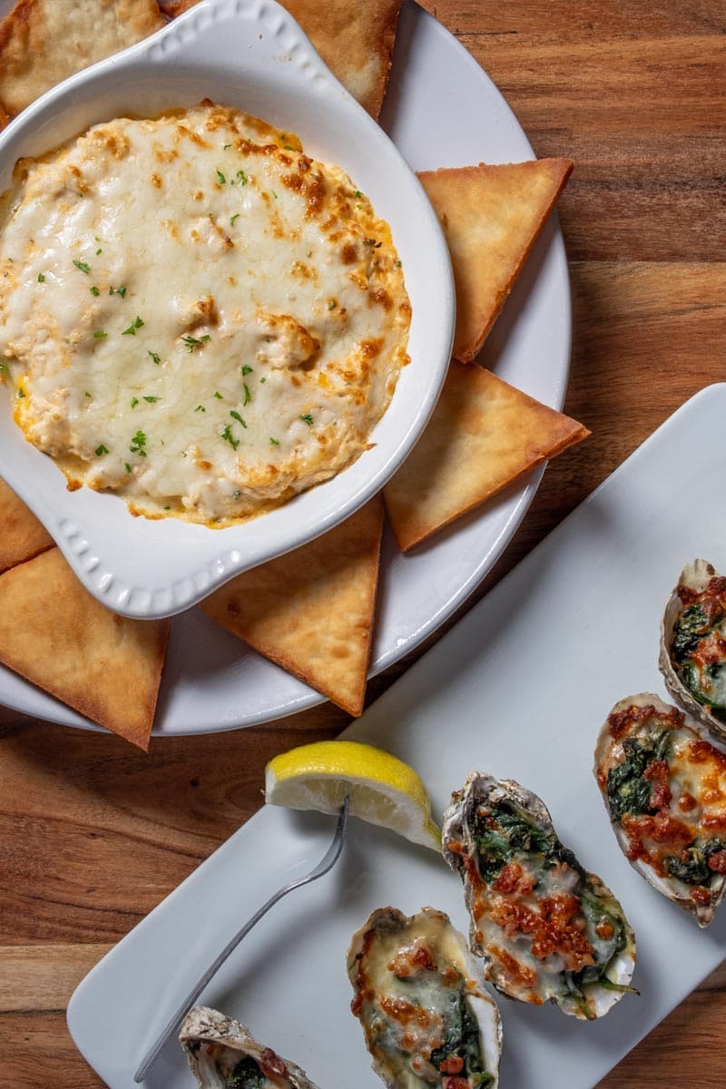 Hooked Seafood & Raw Bar