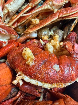 Live Crawfish & Seafood Restaurant