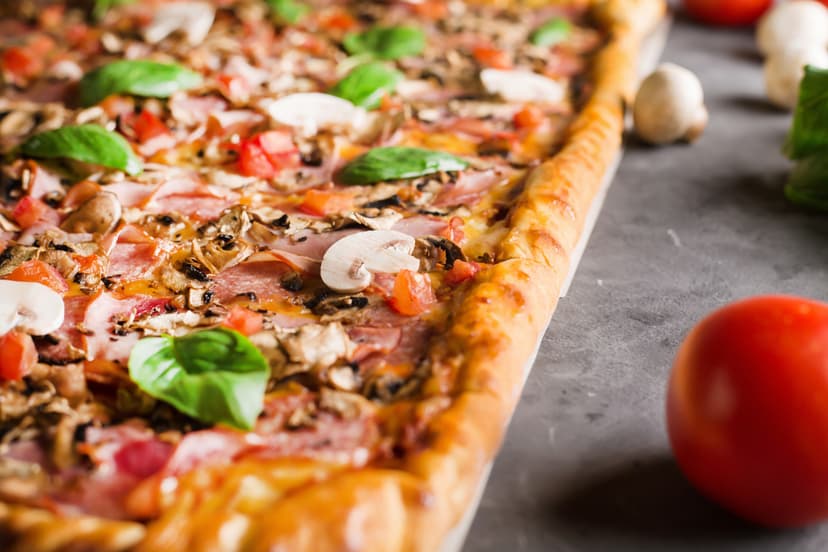 Pizza Square & Italian Market